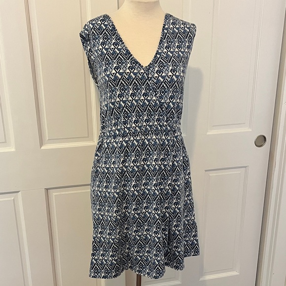 Aventura Blue and White Patterned Mini Dress - Picture 1 of 6